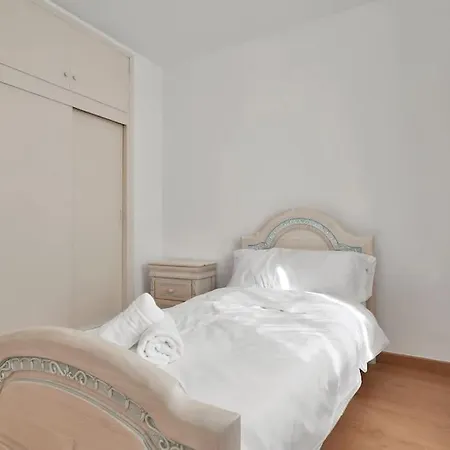En El Centro De San Pedro Alcantara - La Libertad 3 5 4 Apartman