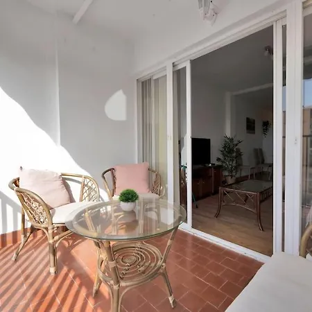 En El Centro De San Pedro Alcantara - La Libertad 3 5 4 Apartman *